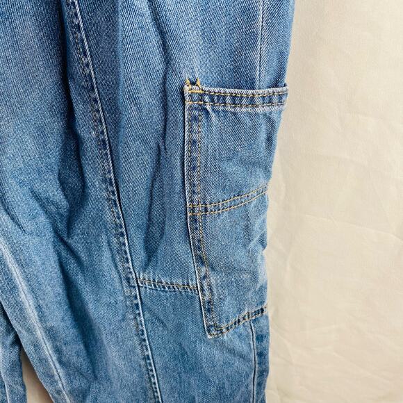 Future Collective Collab Reese Blutstein High Rise Cargo Jeans Size 4 NWT - Picture 5 of 11